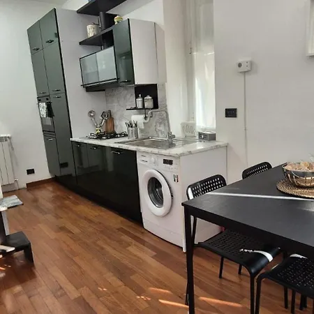 Door To 5 Terre 斯培西亚