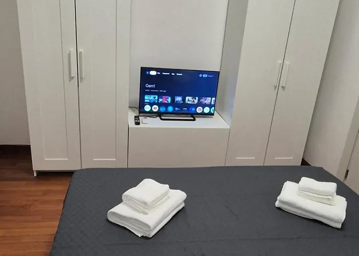 Apartment Door To 5 Terre